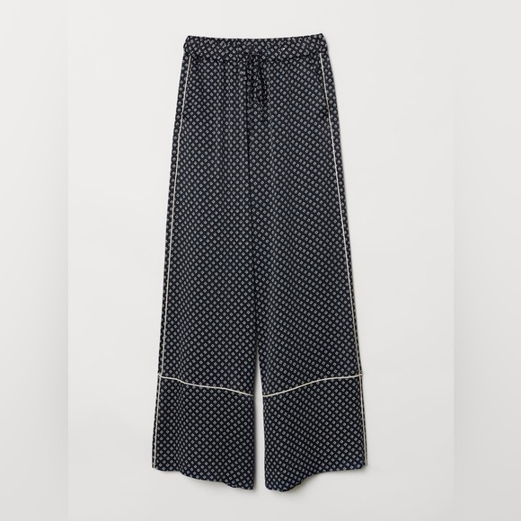 H&M Matching Set π - Picture 2 of 5